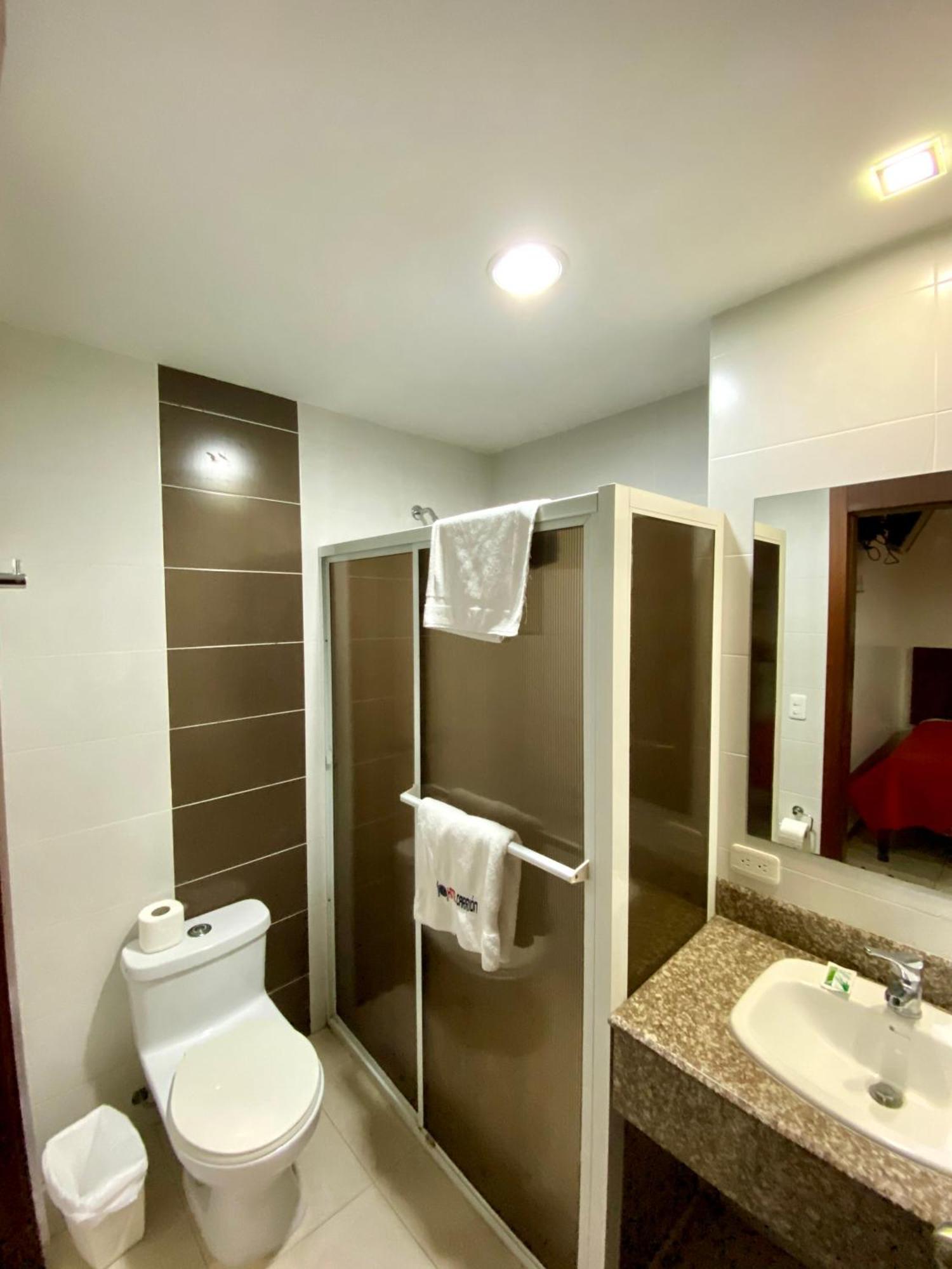 Hotel Carrion Loja Habitación foto